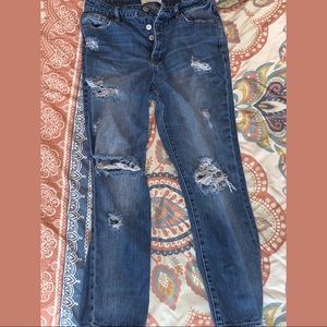 Pacsun mid rise mom jeans.